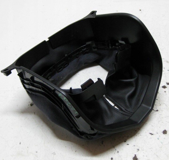 MERCEDES W207 3.0 CDI 11R copertura GREMBIALINA piantone dello sterzo volante A2076820116