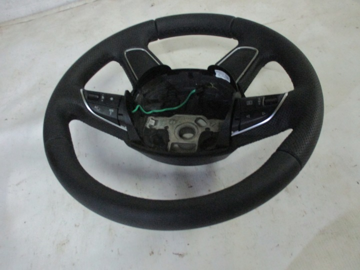 VOLANT AUDI Q3 MULTIFUNKCJA 8U0419091AF