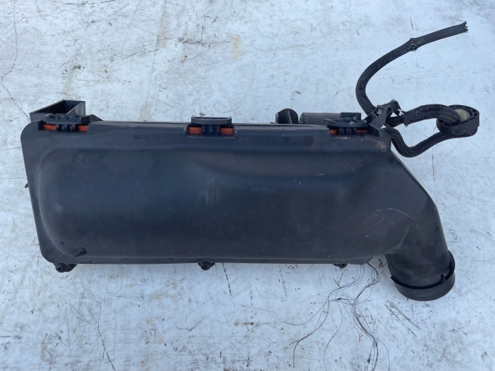 cover of a filter, air PEUGEOT 5008 1.6 THP
