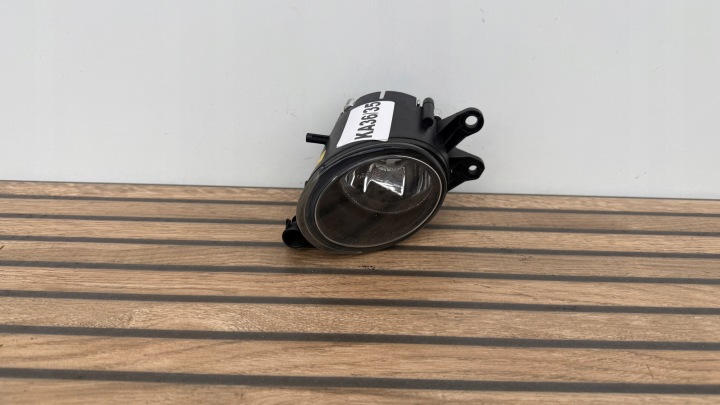 AUDI A4 B6 8E sinistra fendinebbia PRZECIWMGIELNY 8E0941699 KA36/35