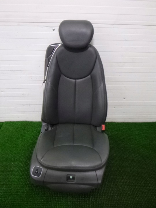 MERCEDES SL R230 W230 sedačka přední pravý předek EUROPA OE