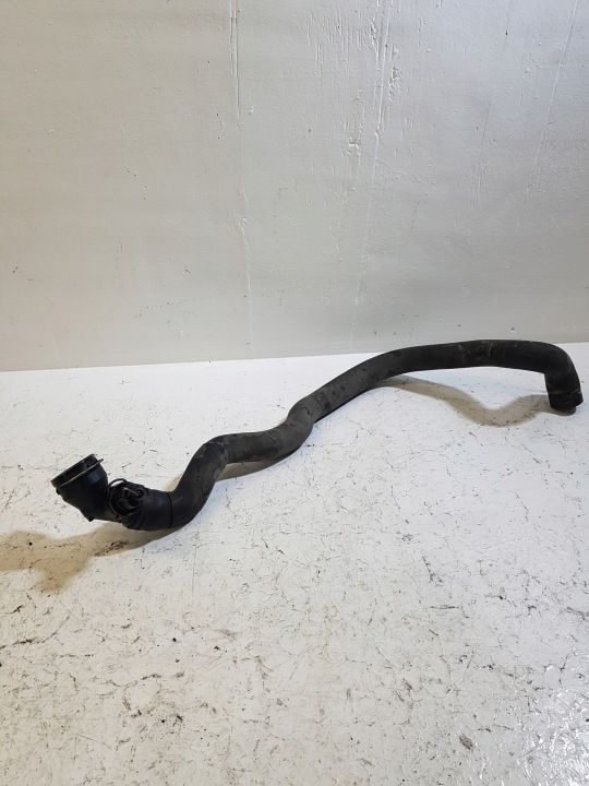 tubo Tubazione d’acqua VOLKSWAGEN GOLF 5 1.9 TDI