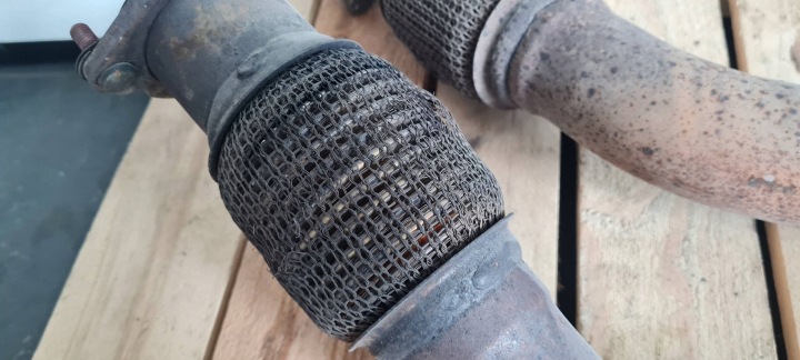 S5 8T LIFT ROUTH ENTRY LAW 3.0 TFSI 8K0253211 S4 B8 LI 7