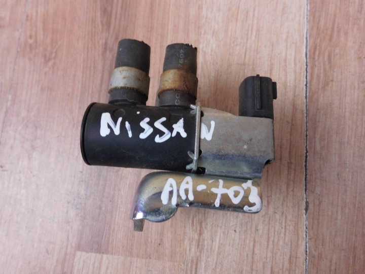 Nissan Qashqai II J11 1.6 DIG-T valve vacual K5T48594