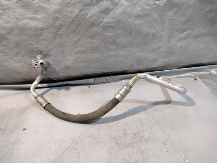 Conduit pieces tuyaux Climatisateur air conditionné Volkswagen Passat B6 2,0TDI 3C0820721C