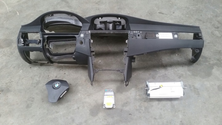 přístrojová deska konzola airbagy sensor kpl BMW E61