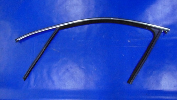 Joint Châssis Gauche Avant CHROM VW TOUAREG II 7P 10-17R