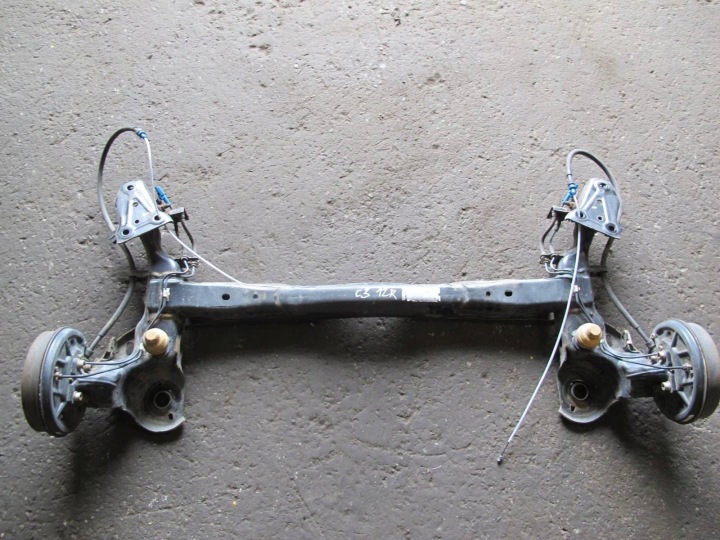CITROEN C3 II 2 SC 09-16 Suspension Pont arrière OSKA Traverse traineau berceau essieu suspension Arrière Arrière