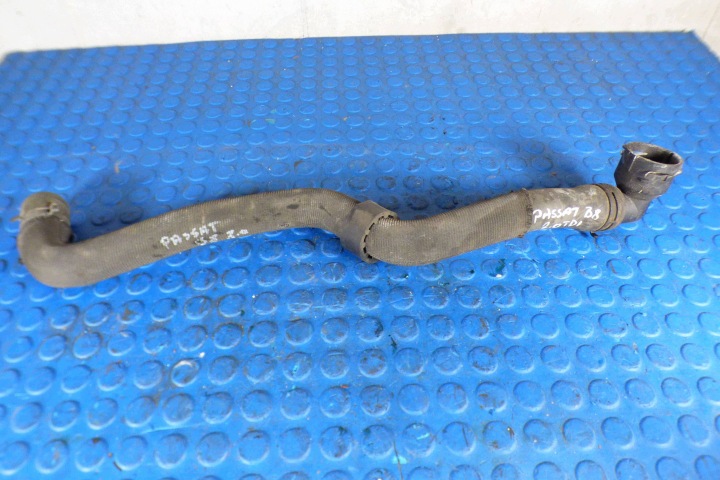crijevo vode 5C0122291L Volkswagen PASSAT B8 2.0 TDI
