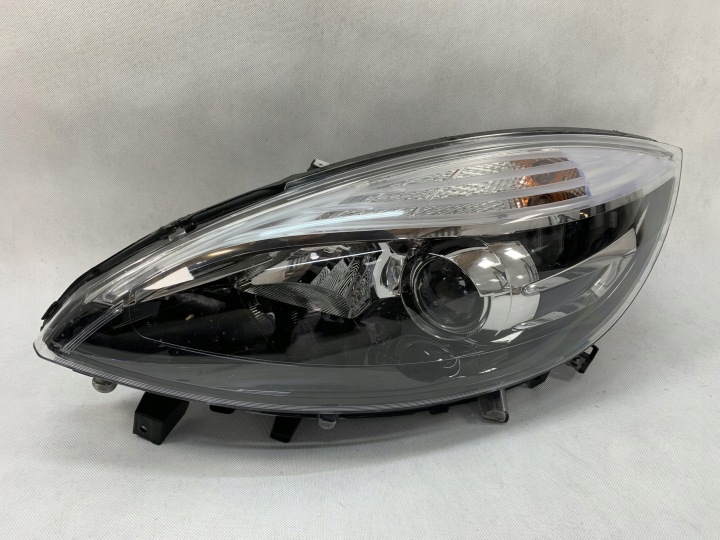 Licht vorne links reflektor Renault Scenic 3 13r FL Lift 89906795 01.26