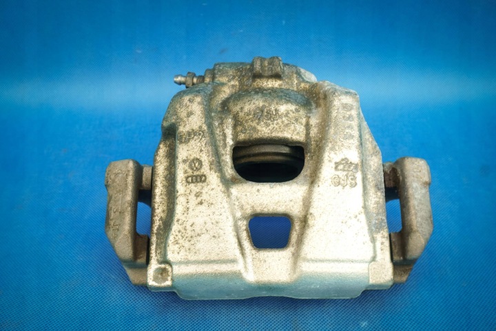 Bremssattel Bremse Sattel Brems- vorne Audi A4 8K A5 8K0615105AB