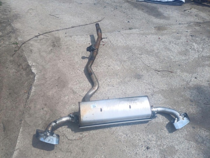 VW TOUAREG III PRETEKLOST 4M4253611G 760253682F 760253681F 4