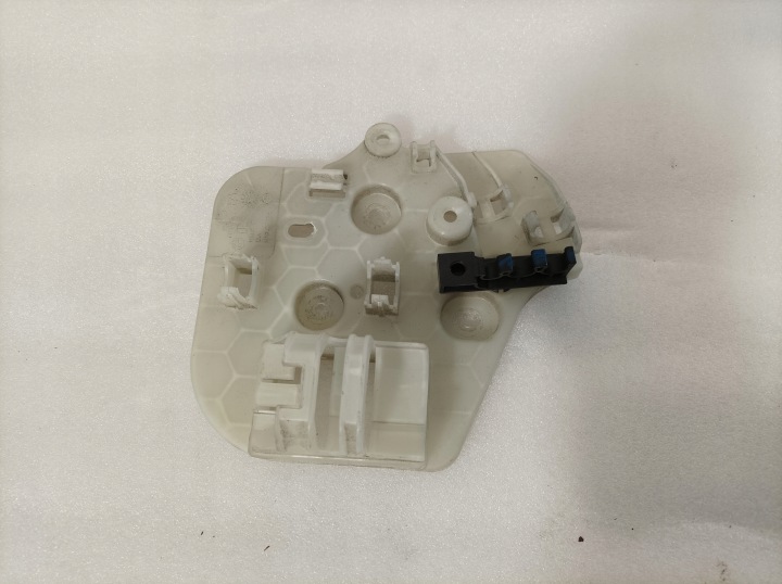 BMW X7 G07 ADAPTER POLACZENIA WTYKOWEGO 8780752
