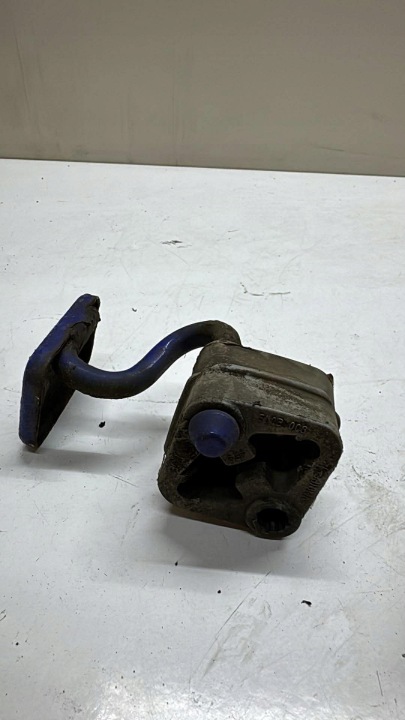 Land Rover JAGUAR XE X760 OE FK62-5A262-AA Poignée Support d’échappement de l’échappement