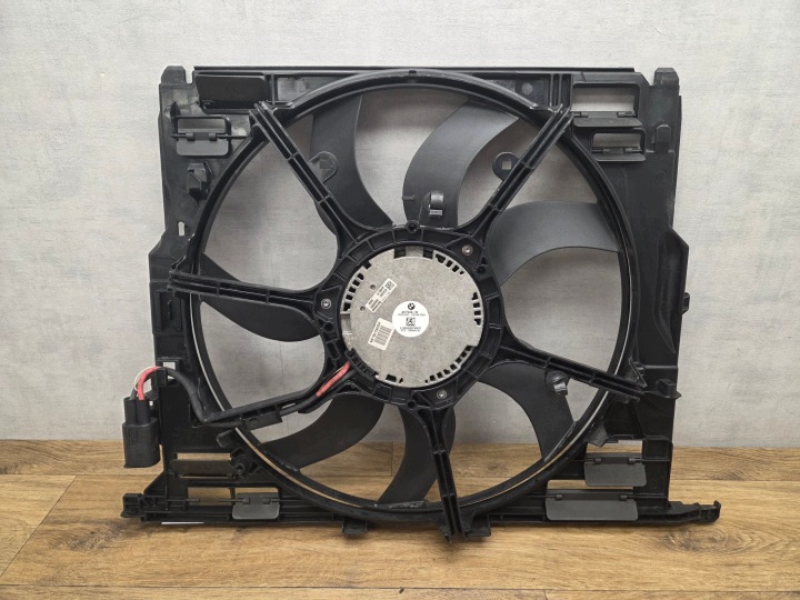 BMW F01 F02 F06 F07 F10 F11 F12 F13 kühlergebläse Z gehäuse 8509741