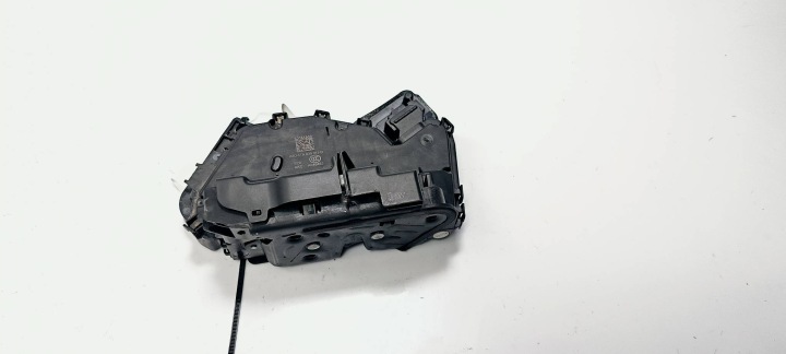Schloß Tür links heck 5TA839015D VOLKSWAGEN PASSAT B8