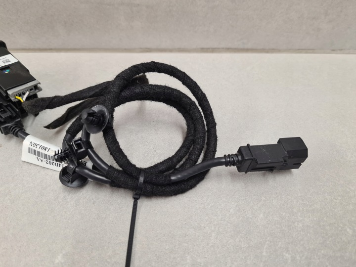 USB HC3T-14F014-AC FORD STIK 6