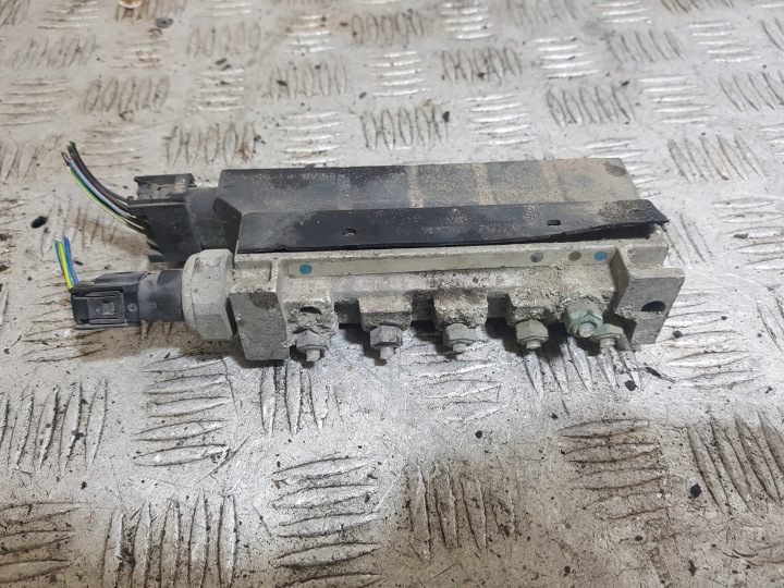 distributore AIRMATIC MERCEDES-BENZ classe s W220 A2203200258