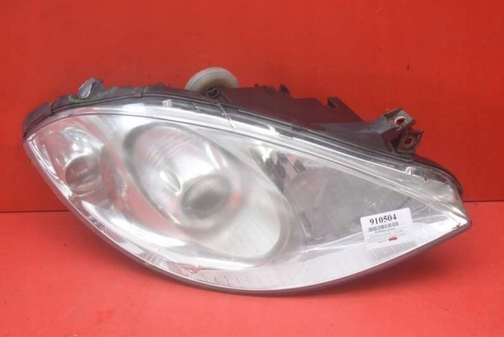 REFLEKTOR Droite Feux phare Avant Lentille EU A1698200661 MERCEDES A-KLASA W169