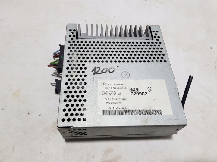 AMPLIFICATORE TUNER RADIA MERCEDES W221 W216 CL 2218206689