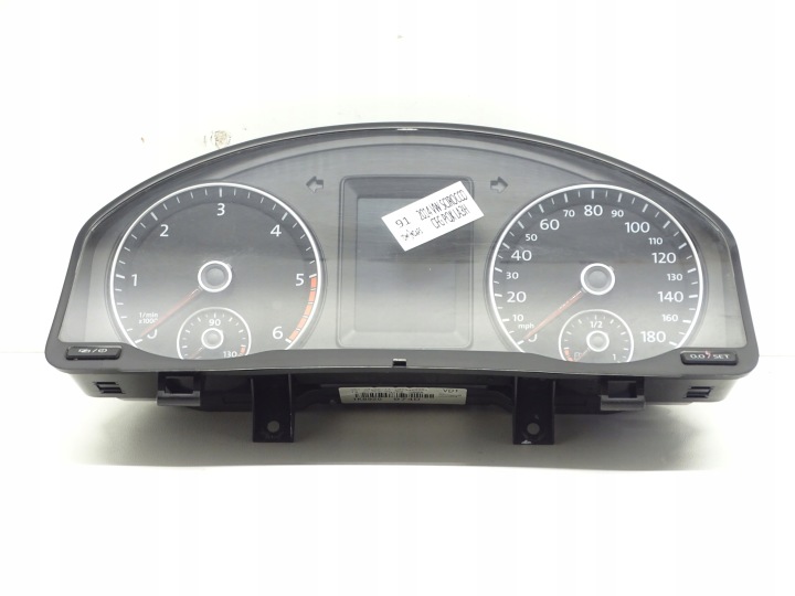quadro strumenti TACHIMETRO contagiri OROLOGIO UK VW SCIROCCO 1K8920974D