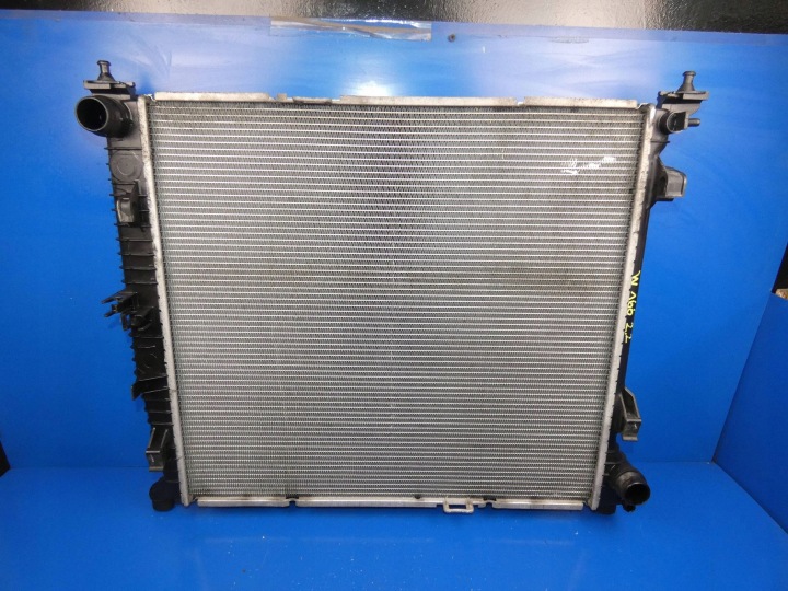 MERCEDES ML W166 GLE Radiatore motore usato LIQUIDO
