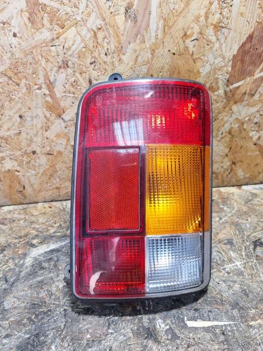 Feux phare Arrière Droit LADA NIVA 21213-3716040
