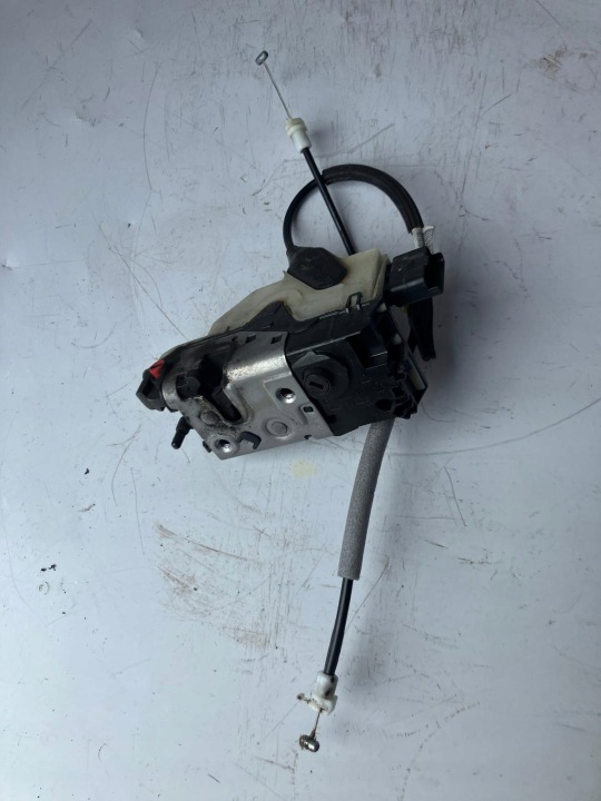 de la Serrure Portière Gauche Arrière PEUGEOT 208 5PIN 9812501280
