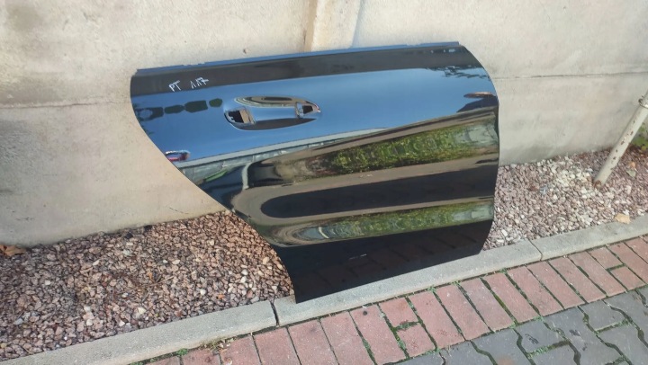 Mercedes-Benz CLA C117 X117 W117 2014 Arrière Bouche buse Droit Portière