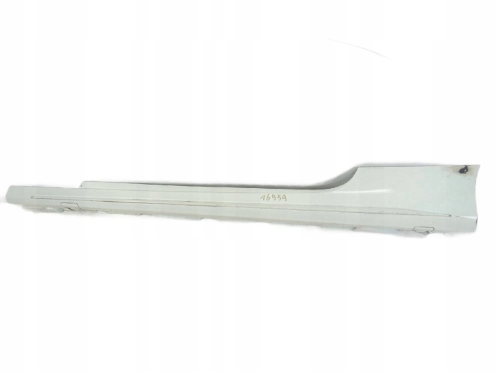 Mercedes C 205 AMG Coupe moulding threshold left