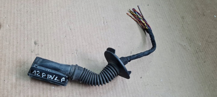 S5 8T A5 LIFT Connector Contact KOSTKA ZLACZE Tür 8K0972702 A6 C7 4G A7 4G A4 B8 Q5