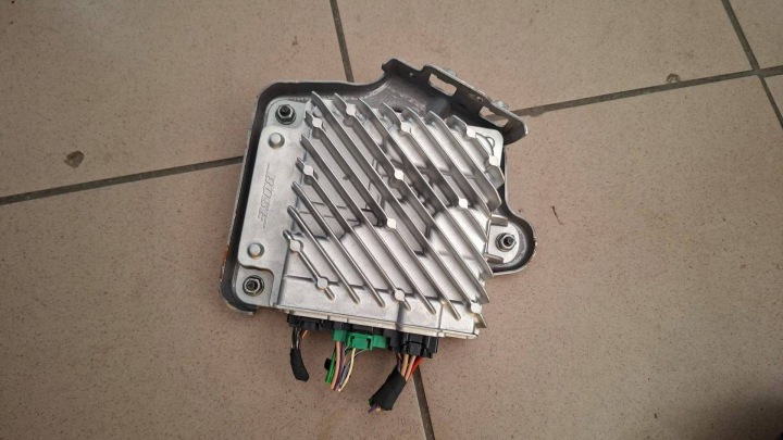 Amplificateur Renault Clio V 280612781R