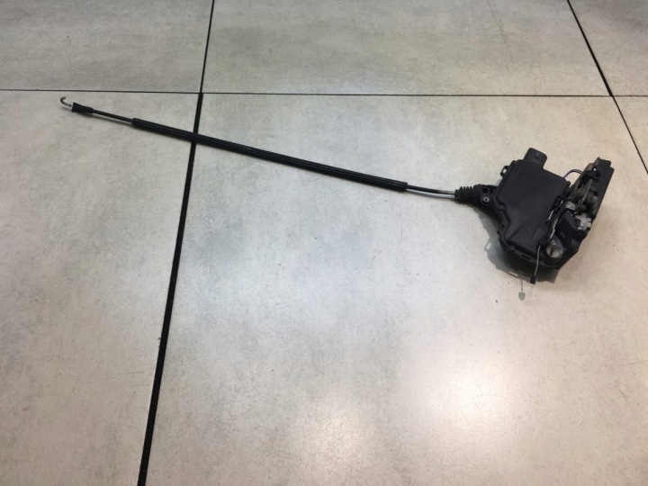 de la Serrure Portière Droite VW GOLF IV 3D 8 PIN
