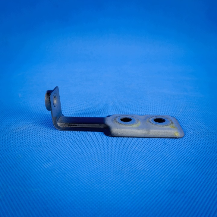 Halter Stütze des Kotflügels links rechts BMW 5 G30 41007440418 7440418 416 59km