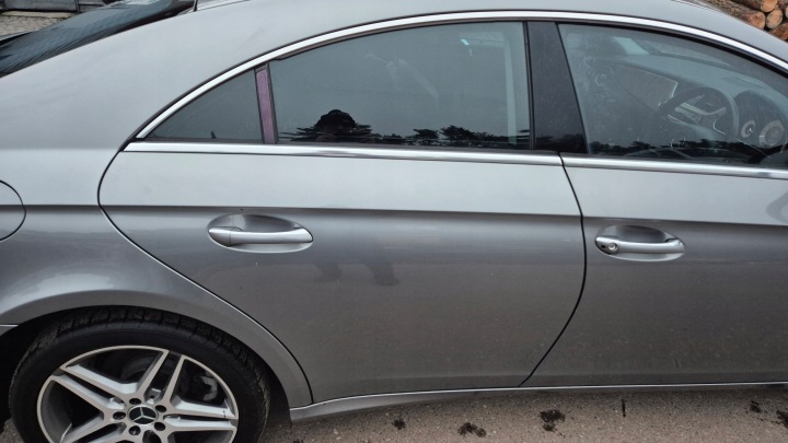 ajtó far hátsó jobb teljesen 792 C792 MERCEDES CLS W219 eredeti BDB