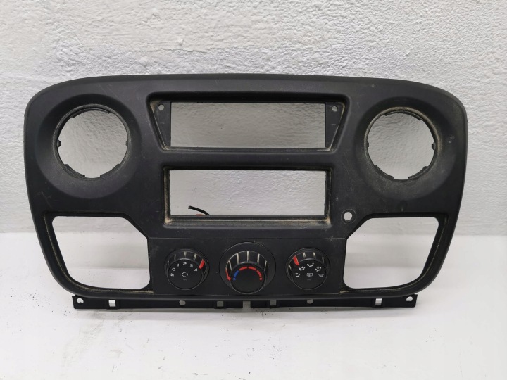 PANEL klími mřížka RENAULT MASTER III 682600025R
