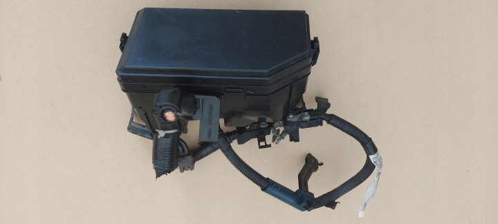 PUSZKA Kasten der Sicherungen HONDA CIVIC IX 11-16 2.2 IDTEC TV2E010