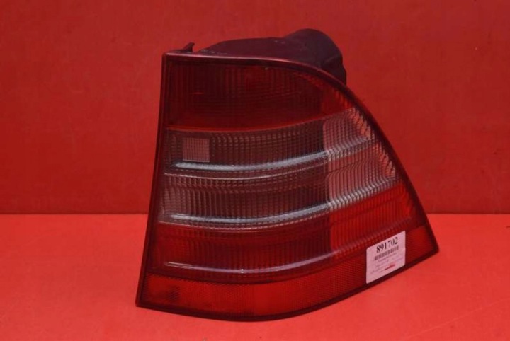 Licht rechts heck hinten A1638200264 MERCEDES ML W163 01-05