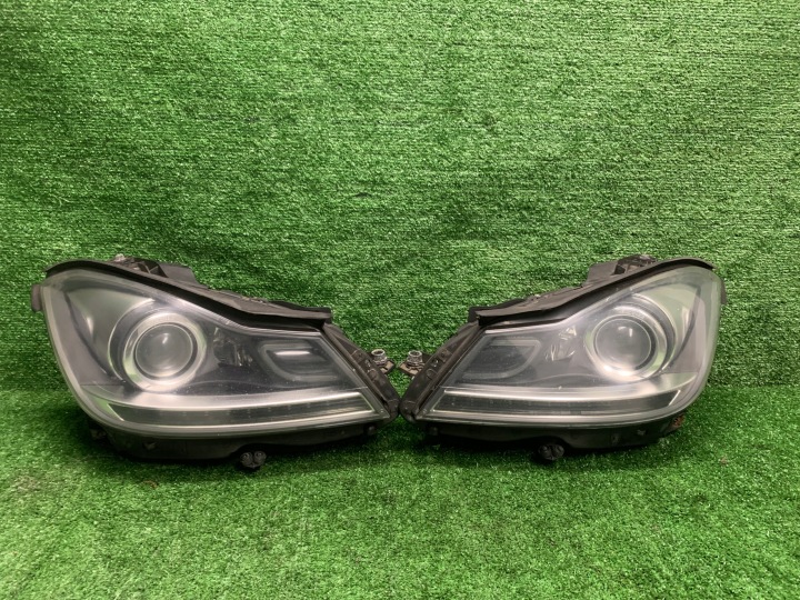 EUROPA licht leuchte MERCEDES C klasse W204 LIFT BI-XENON SKRETNA DYNAMIC