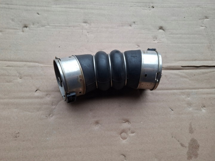 cső, csővezeték vezetö intercooler BMW 3 TOURING F30 F31
