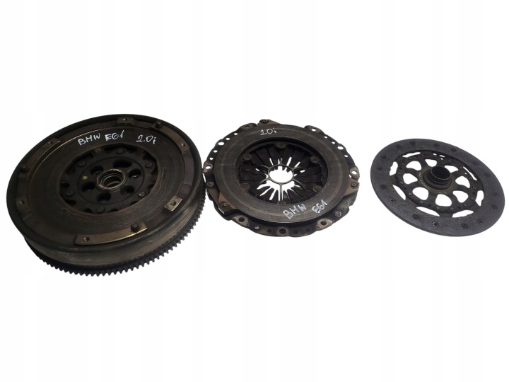 Kupplung Druckplatte DWUMAS BMW E60 E61 2.0i N43 KOMPLET