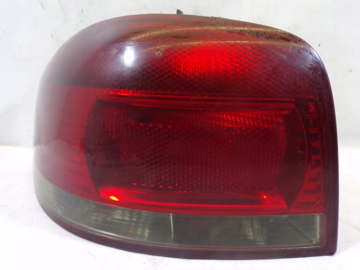 Licht hinten heck links AUDI A3 8P 3D