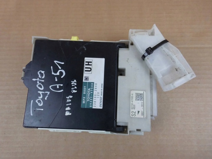 TOYOTA PRIUS+ PLUS MODUL COMPUTER BEDIENTEIL KOMFORTU BSI 89221-47540