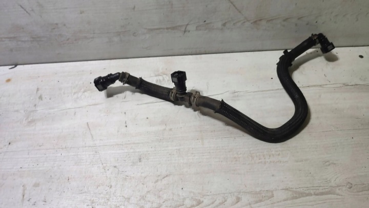 Renault Kadjar 17r 1.5dci fuel line