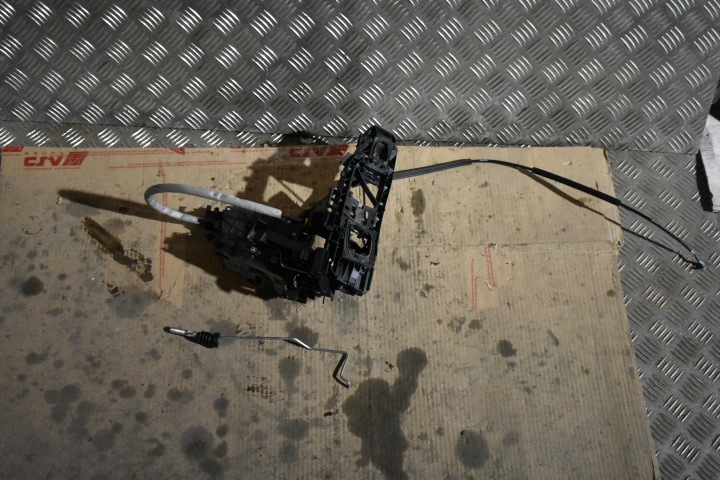 IDEALNY de la Serrure Portière Avant Gauche MERCEDES W167 1