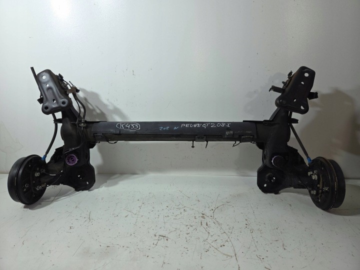 Peugeot 208 und träger hinten Achsträgers (K433)