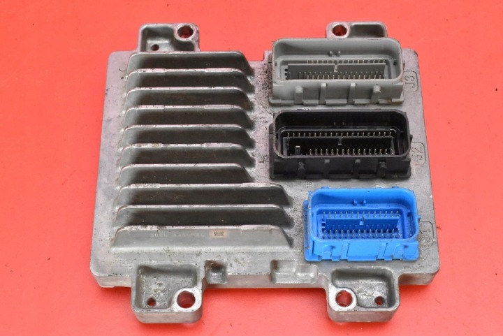 unité de commande électronique uce moteur 12675408 ACAG 12668991 OPEL ASTRA 4 IV J 1.4 TURBO 140 KM