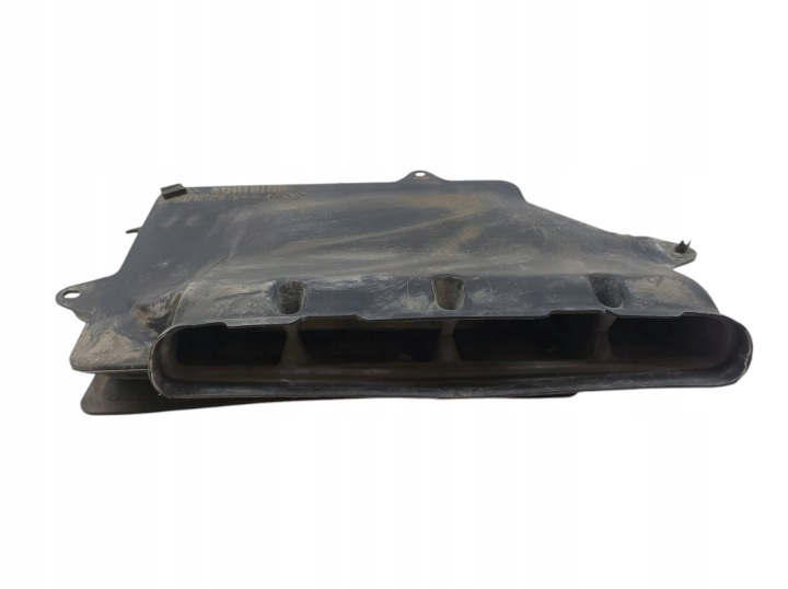 air hose 76109-42010 2.0 D4D Toyota RAV4 II (2000-2005)