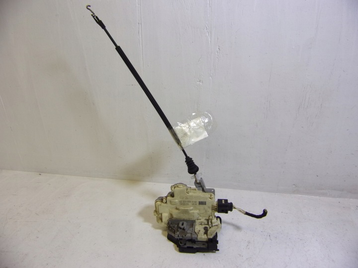 de la Serrure Portière Droite Arrière Arrière VOLKSWAGEN PASSAT B6 3C4839016A