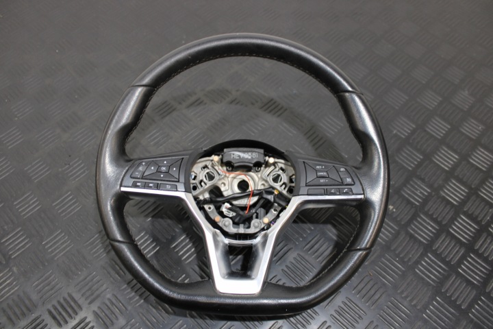Volant MULTIFUNKCJA NISSAN JUKE II 2 F16 LIFT